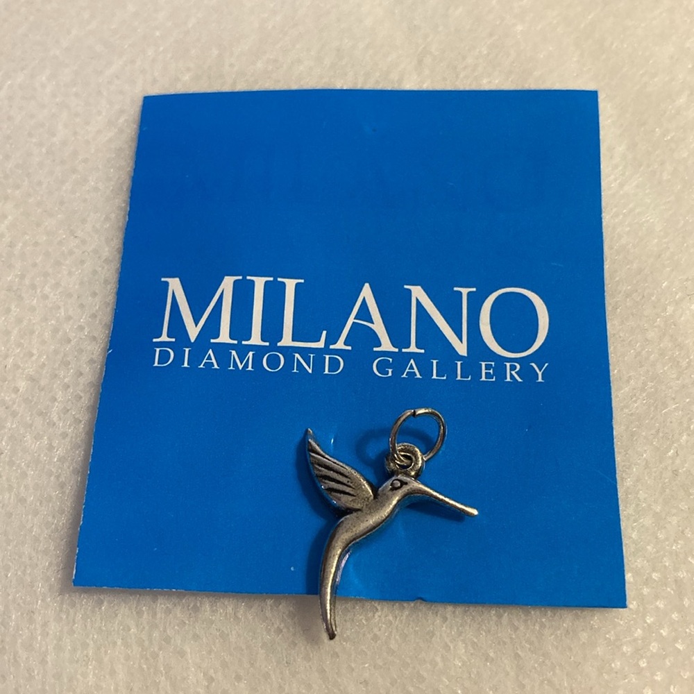 NWOT - Milano Diamond Gallery Silvertone Metal Hummingbird Necklace Pendant